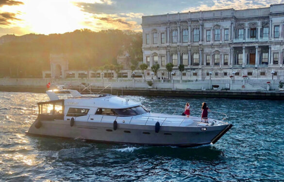 croisière au coucher du soleil